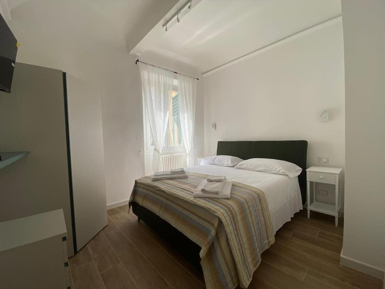Flat In Centro Storico La Casa Di Luna Apartamento